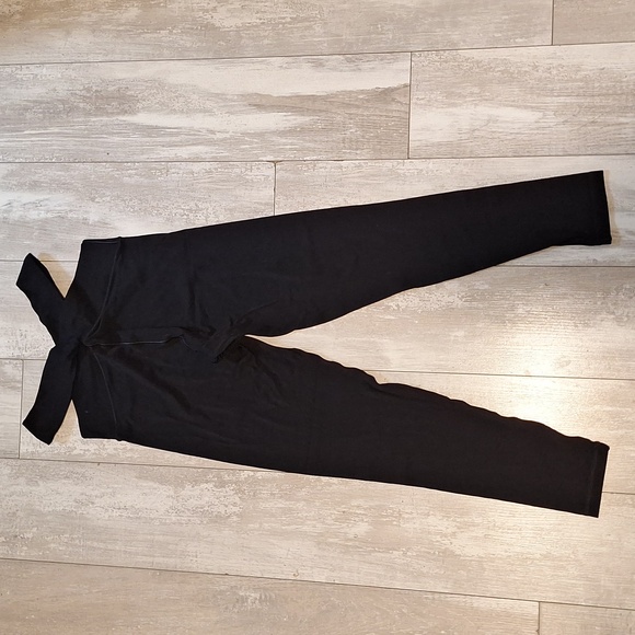 aerie Pants - Offline  by aerie 7/8legging cross  waistband size medium